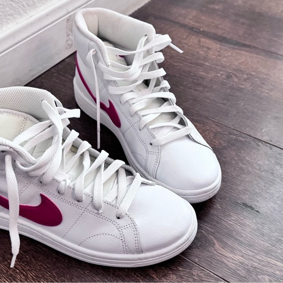 Nike Women's Court Royals - Picture 1 of 5